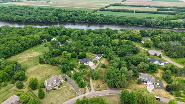 10009 James Avenue Ne, Monticello, MN 55362