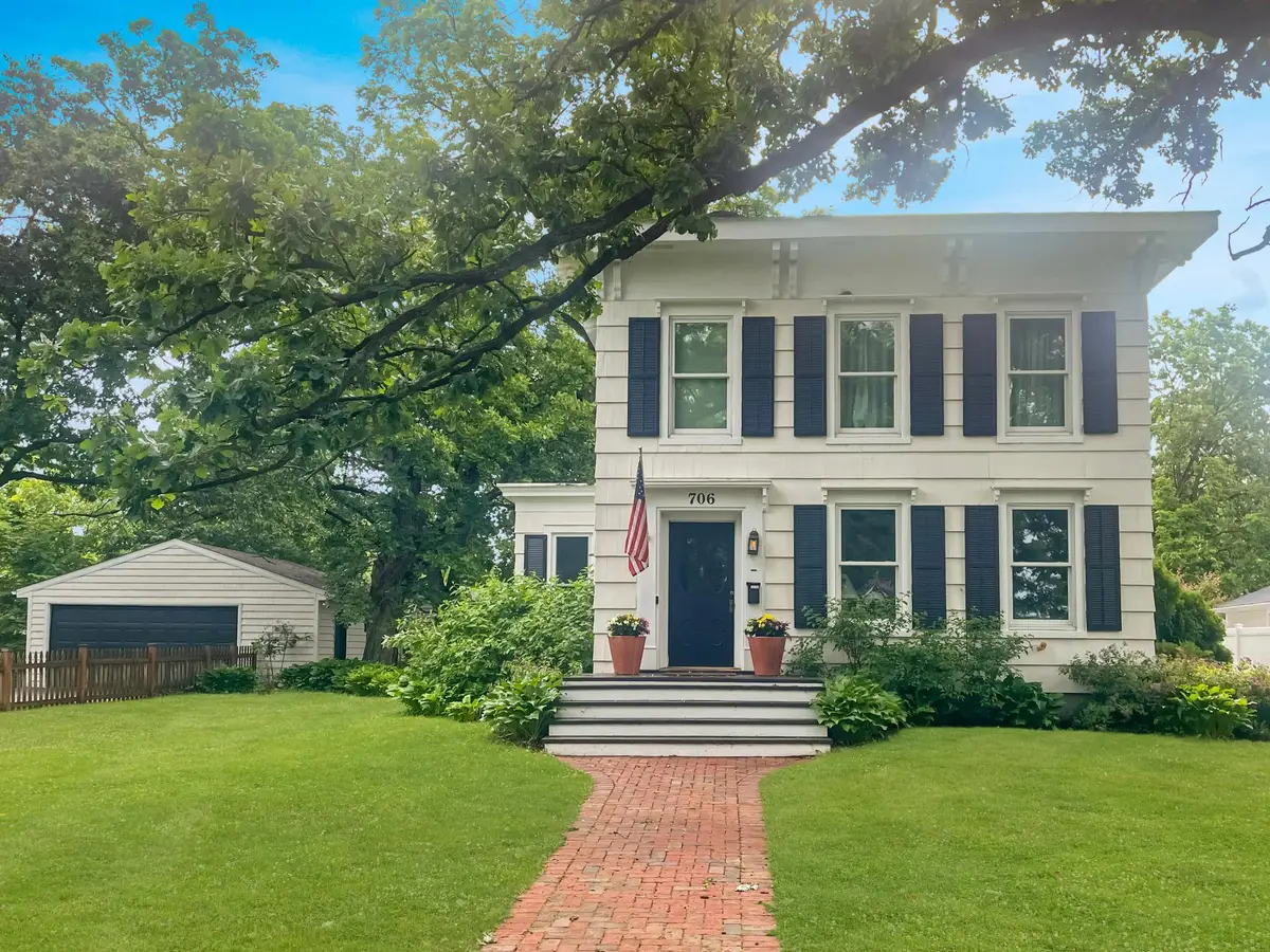 706 6th Street, Hudson, WI 54016 - #1