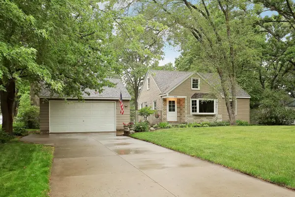 8924 Tyler Street Ne, Blaine, MN 55434
