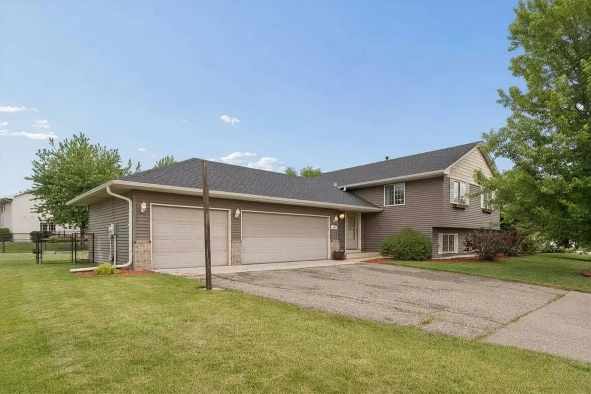 1146 Sparrow Road, Waconia, MN 55387 - #1