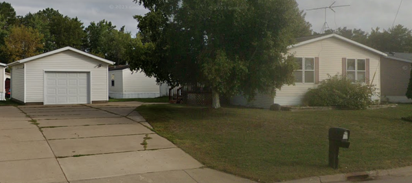 708 1st Street E, Milaca, MN 56353