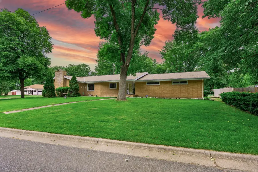 755 3rd Avenue Nw, Milaca, MN 56353 - #2