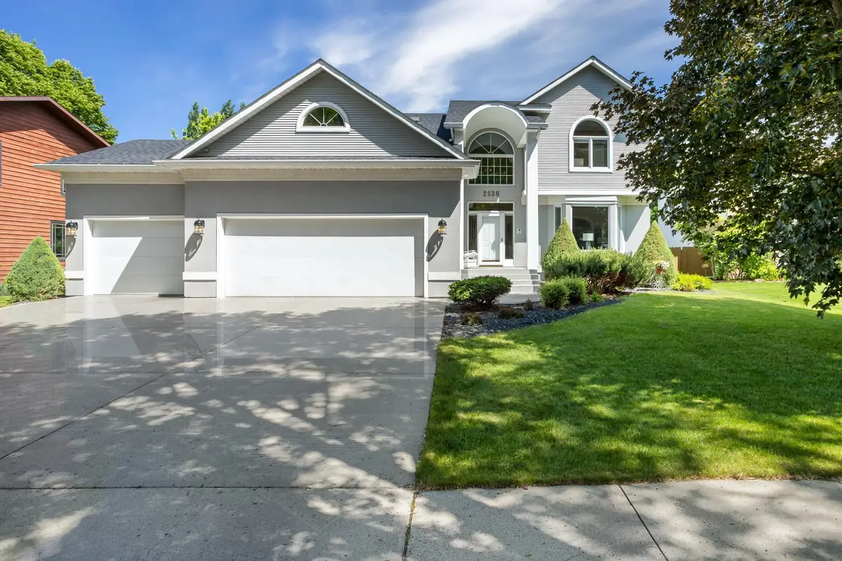 2938 Peterson Parkway N, Fargo, ND 58102 - #1