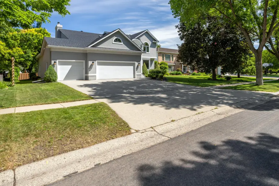 2938 Peterson Parkway N, Fargo, ND 58102 - #2