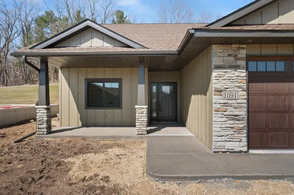 1091 Legend Lane, River Falls, WI 54022