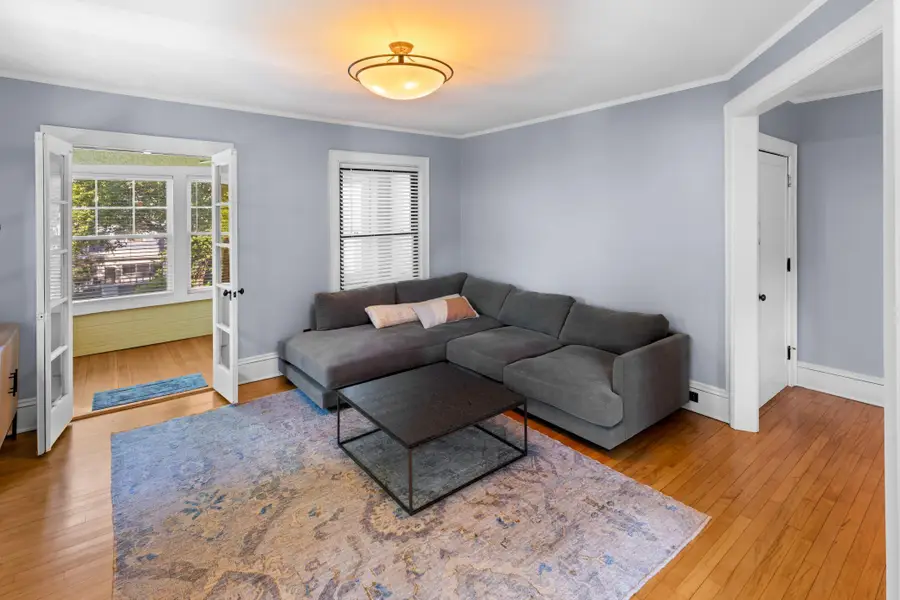 2011 Emerson Avenue S #202, Minneapolis, MN 55405 - #3