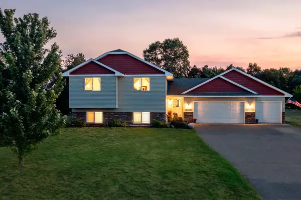 9469 242nd Lane Ne, Stacy, MN 55079