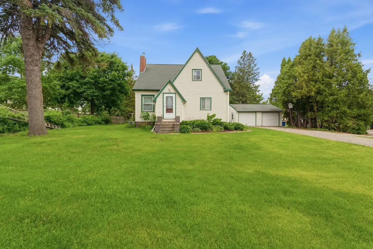 1113 State Street N, Waseca, MN 56093 - #1