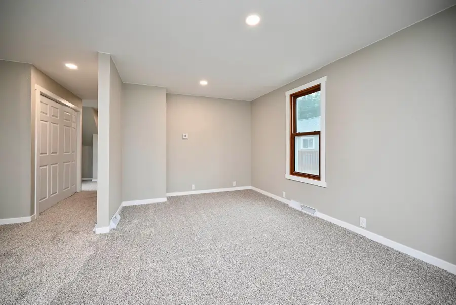 520 Hamilton Street, Winona, MN 55987 - #3