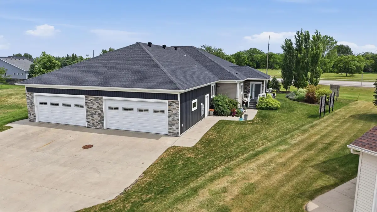 6148 14th Street S, Fargo, ND 58104 - #1