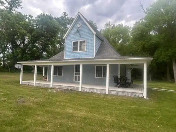 37598 2nd Star Isle, Dent, MN 56528