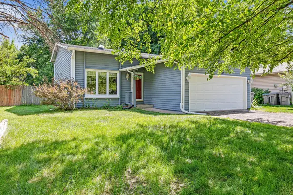 14137 Carmody Drive, Eden Prairie, MN 55347