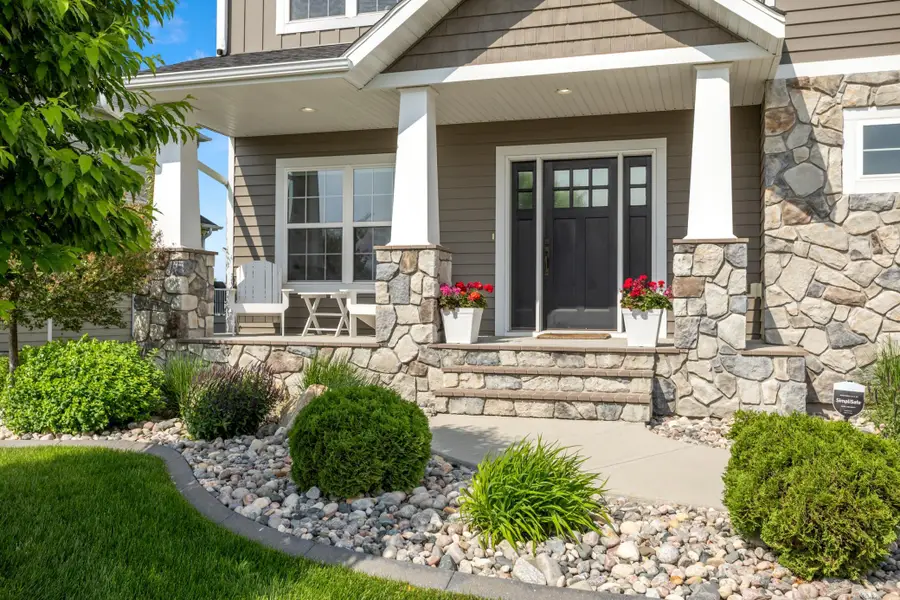2508 Mcleod Drive E, West Fargo, ND 58078 - #3