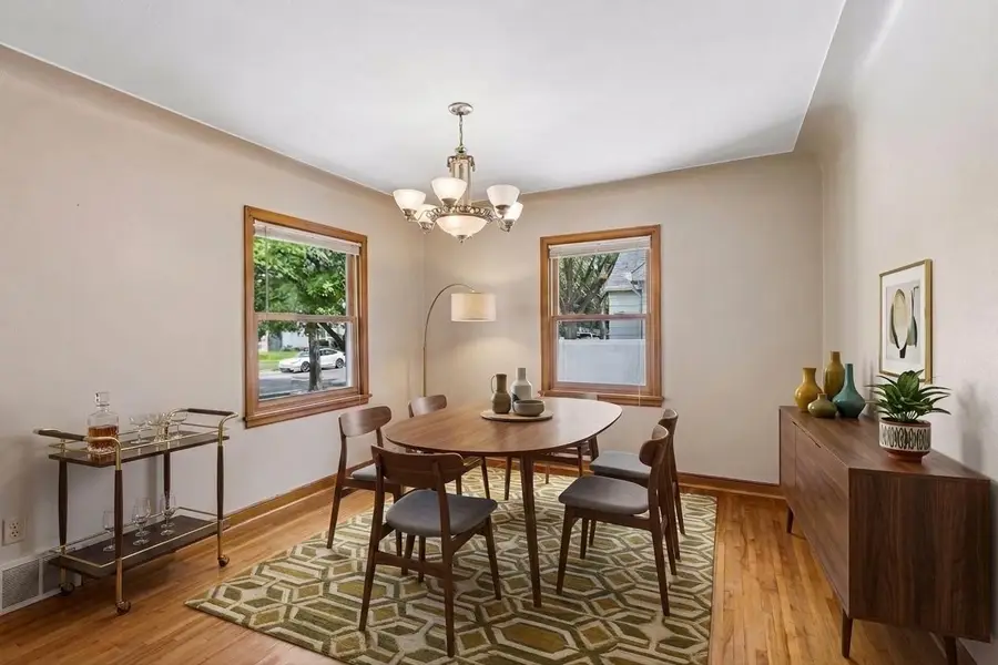 1806 Montana Avenue E, Saint Paul, MN 55119 - #3