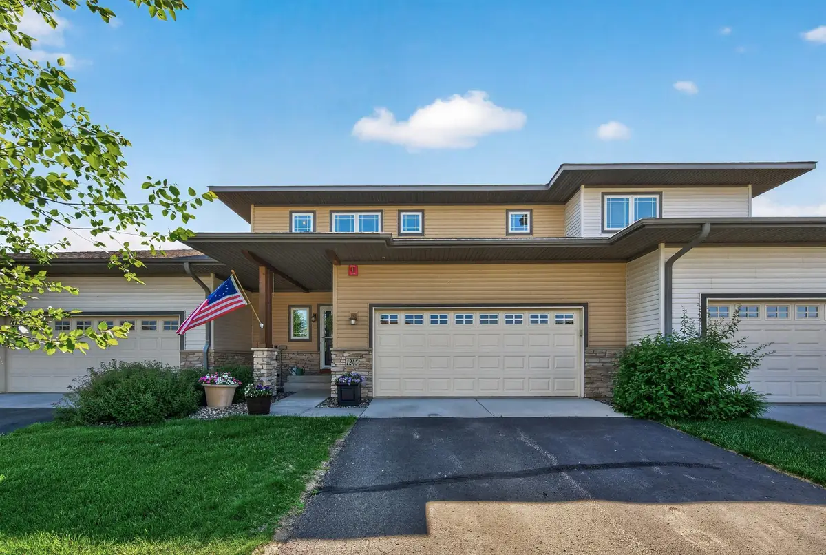 1245 Vernon Drive, Carver, MN 55315 - #1