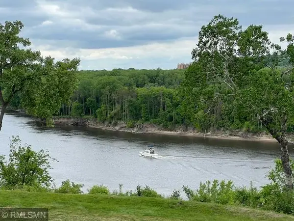 1101 Sibley Memorial Hwy #209, Saint Paul, MN 55118