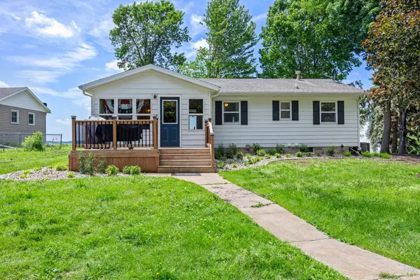 11383 Alcott Drive, Sauk Centre, MN 56378
