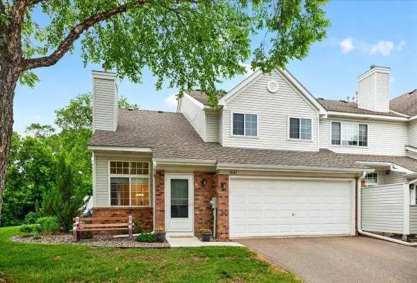 1897 N Ruby Court #53, Eagan, MN 55122