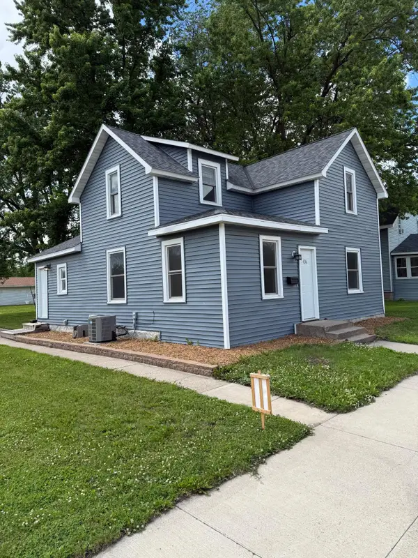 436 Adams Street Se, Hutchinson, MN 55350