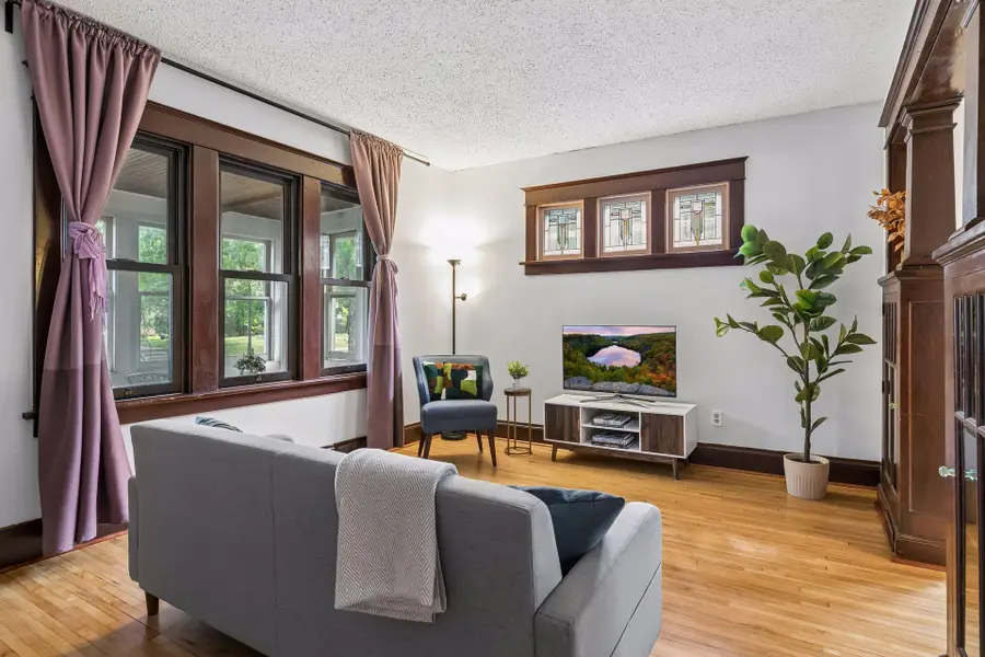 1249 6th Street E, Saint Paul, MN 55106 - #3