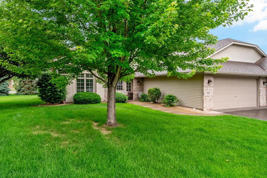 8541 Inverness Lane N, Brooklyn Park, MN 55443 - #2