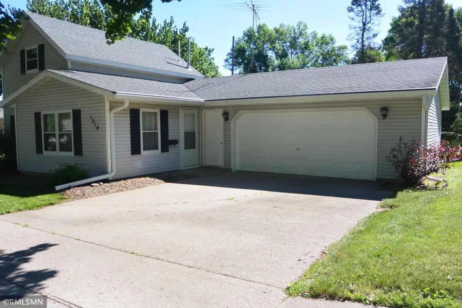 1514 Chandler Avenue N, Glencoe, MN 55336 - #2