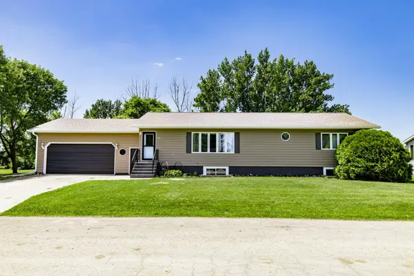 501 1st Street Nw, Hillsboro, ND 58045