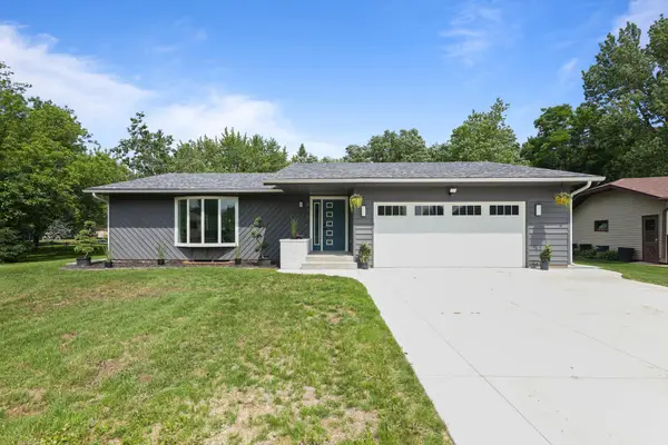 611 8th Avenue N, Sauk Rapids, MN 56379