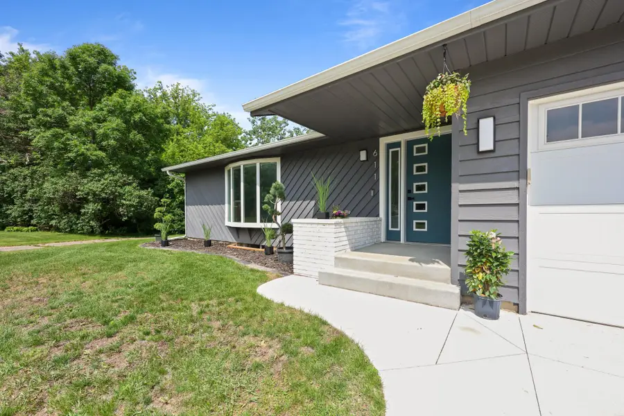 611 8th Avenue N, Sauk Rapids, MN 56379 - #2