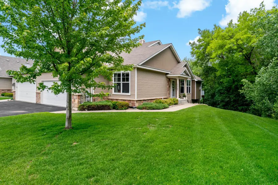 15305 Stonewood Court, Burnsville, MN 55306 - #2