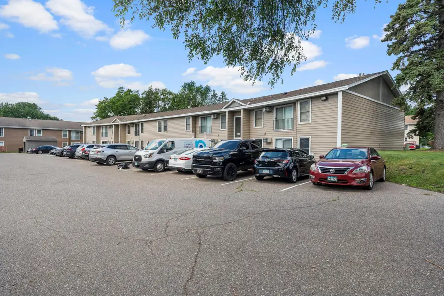 920 6th Street S #5, Hopkins, MN 55343 - #2