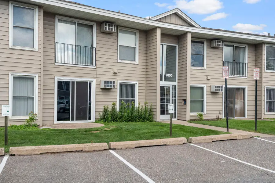 920 6th Street S #5, Hopkins, MN 55343 - #3