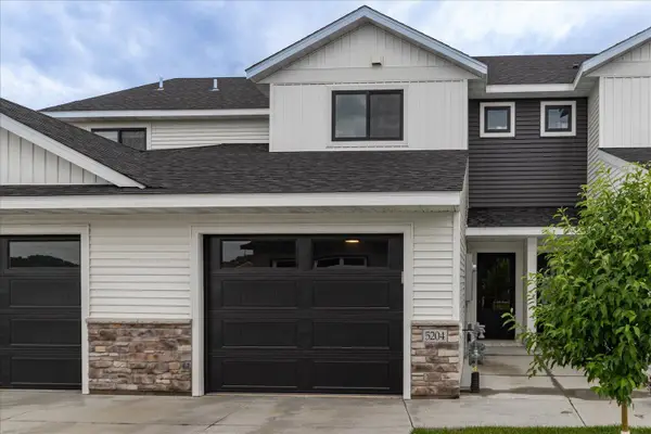 5204 Harvest Square Place Nw, Rochester, MN 55901