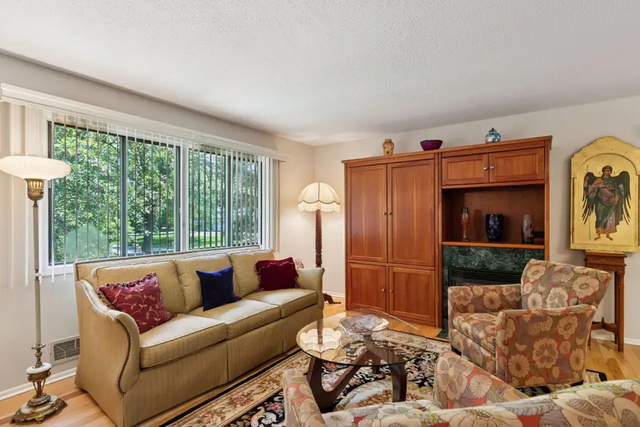 8447 Morgan Lane, Eden Prairie, MN 55347 - #2