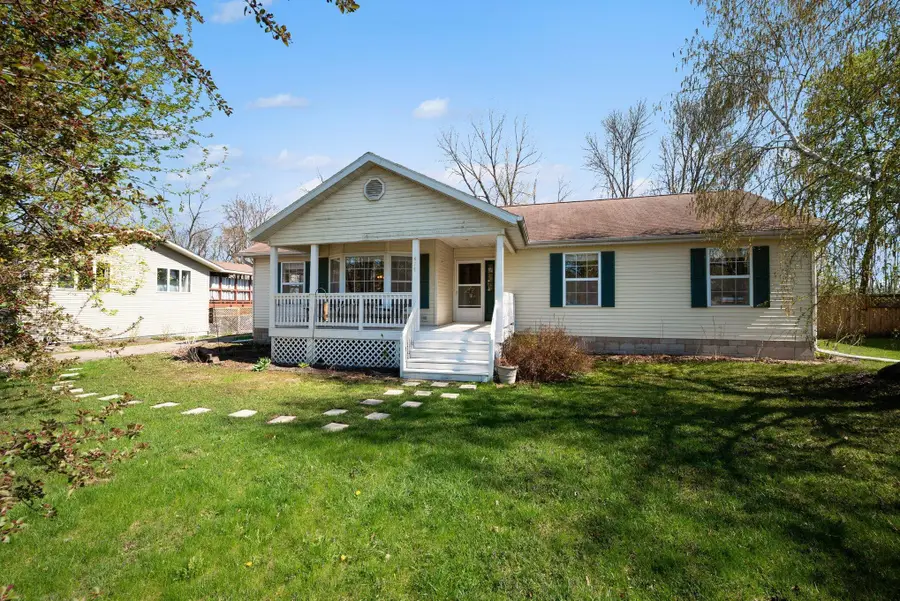 417 Countryside Drive Se, Montgomery, MN 56069 - #2