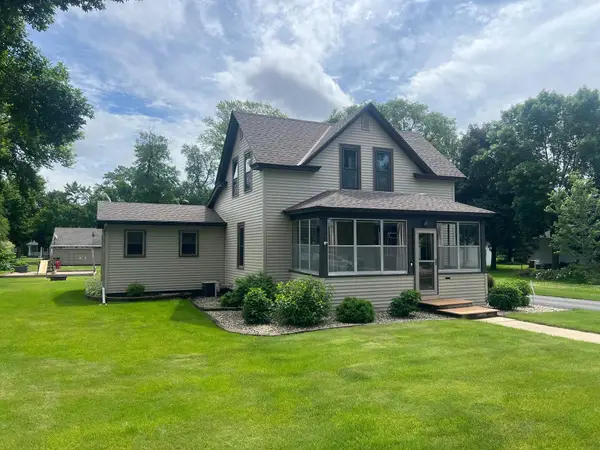 413 S Swift Avenue, Litchfield, MN 55355