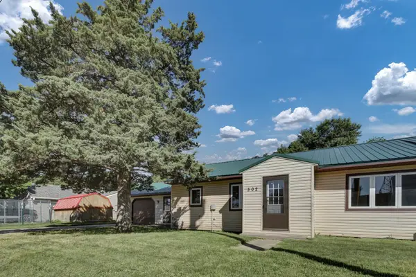 302 Squire Avenue, Raymond, MN 56282