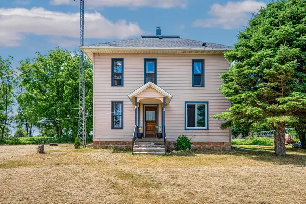 Address Withheld By Seller, Blue Earth, MN 56013