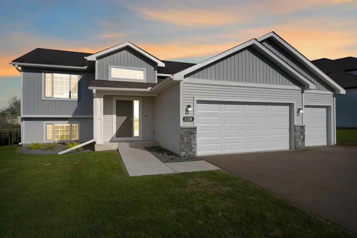 1120 7th Avenue Ne, Isanti, MN 55040 - #1
