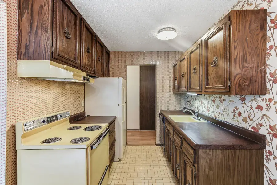 4624 Cedar Lake Road S #4, Minneapolis, MN 55416 - #2