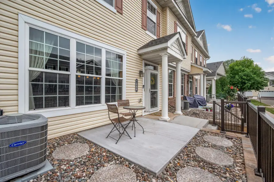 7606 11th Street N, Oakdale, MN 55128 - #3