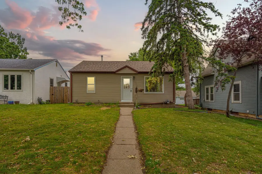 4440 7th Street Ne, Columbia Heights, MN 55421 - #2