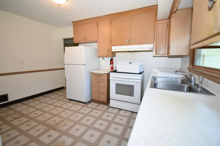 6536 Indiana Avenue N, Brooklyn Center, MN 55429 - #3
