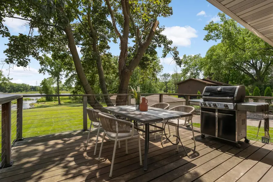 2884 W Owasso Boulevard, Roseville, MN 55113 - #2