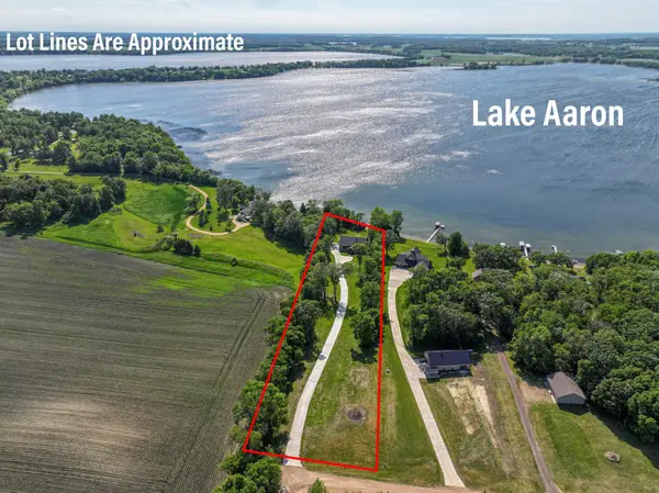 17200 Aaron Heights Nw, Evansville, MN 56326