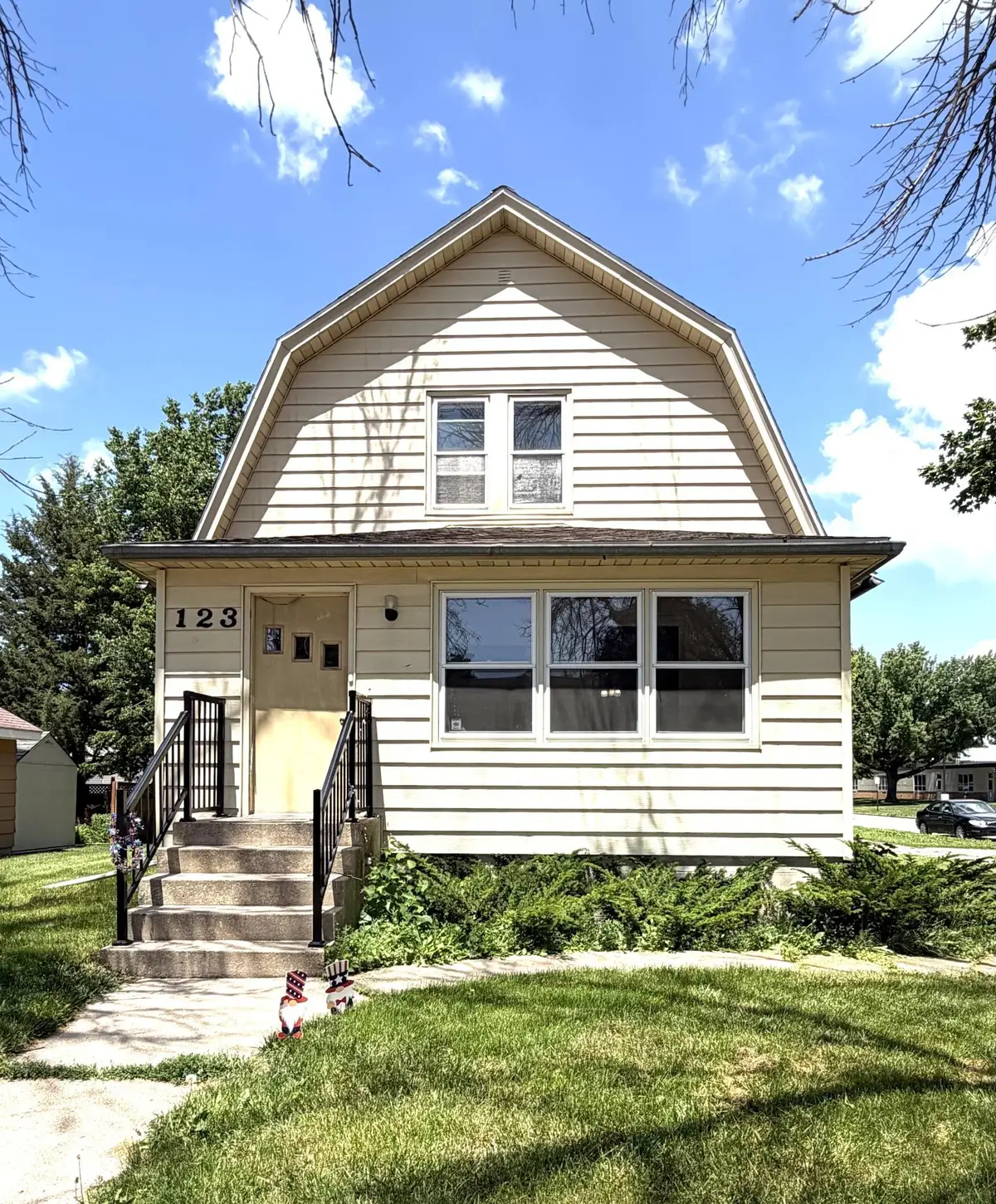 123 E 12th Street, Fairmont, MN 56031 - #1