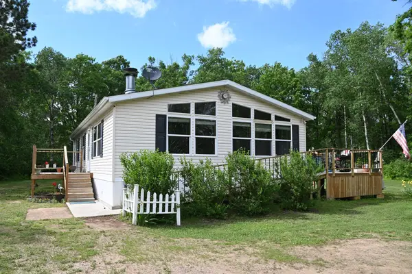 481 E River Road, Motley, MN 56466