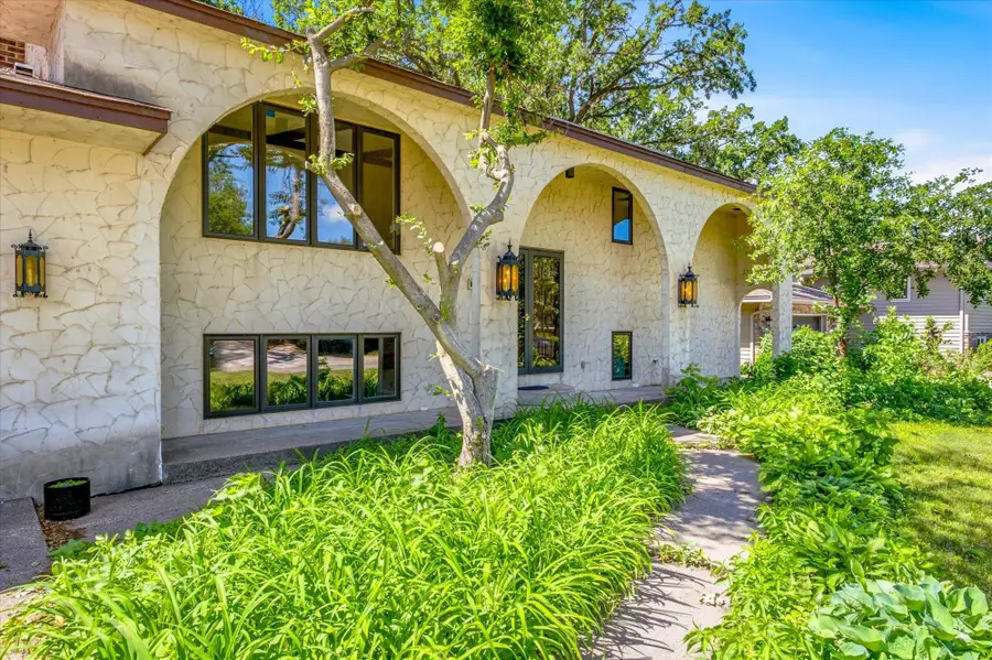 316 Colleen Avenue, Shoreview, MN 55126 - #3