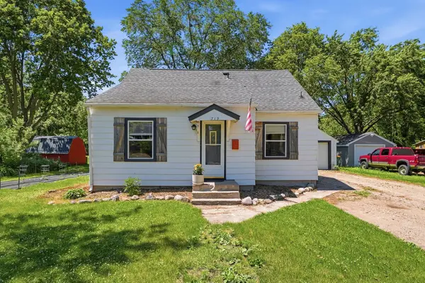 719 N Ramsey Avenue, Litchfield, MN 55355