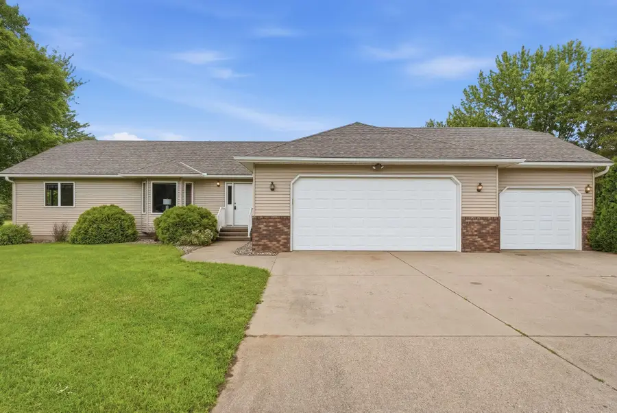1850 E 49th Street Se, Saint Cloud, MN 56304 - #3
